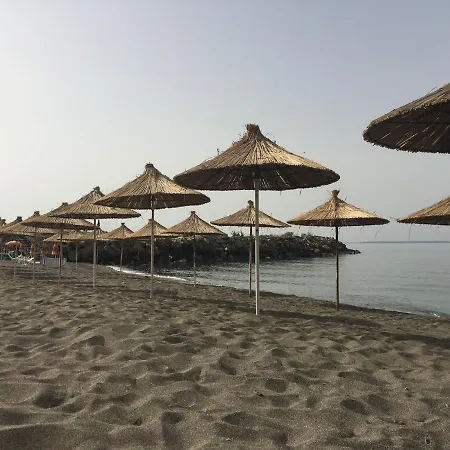 بيت للعطل Benjy's Shëngjin